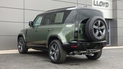 LAND ROVER DEFENDER 3.0 D350 X-Dynamic HSE 110 5dr Auto 5528887