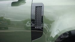 LAND ROVER DEFENDER 3.0 D350 X-Dynamic HSE 110 5dr Auto 5528905