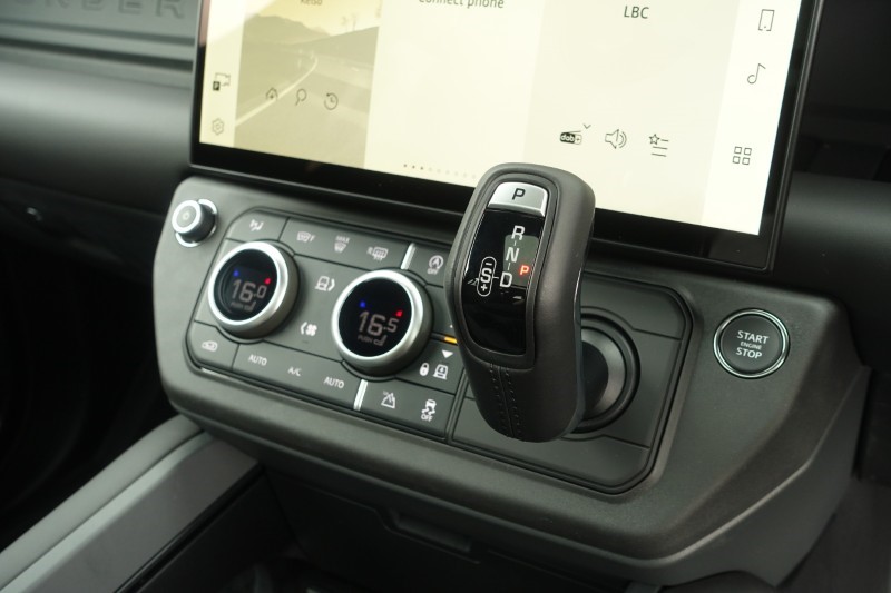  LAND ROVER DEFENDER 3.0 D350 X-Dynamic HSE 110 5dr Auto 5528898