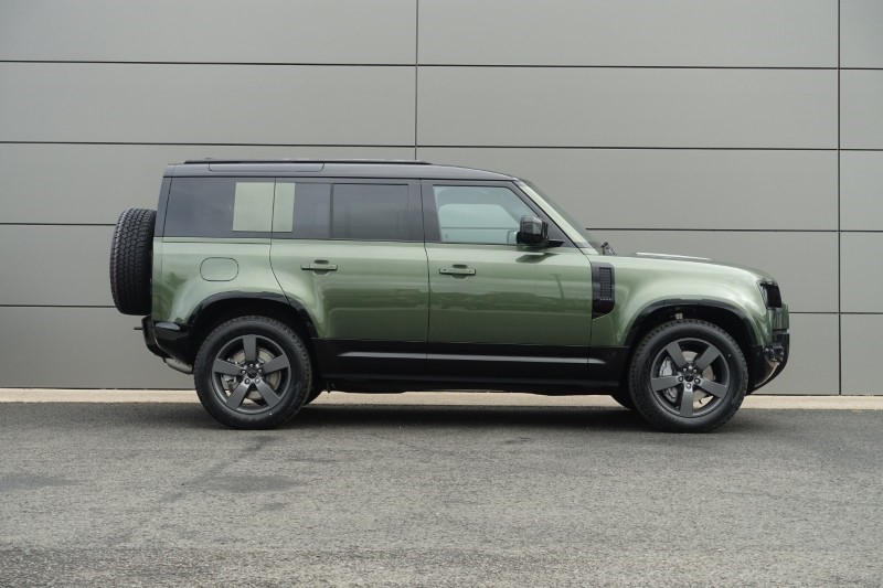  LAND ROVER DEFENDER 3.0 D350 X-Dynamic HSE 110 5dr Auto 5528890