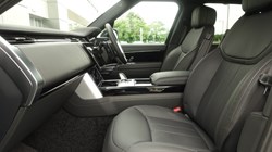 LAND ROVER RANGE ROVER 3.0 P460e SE 4dr Auto 5538725