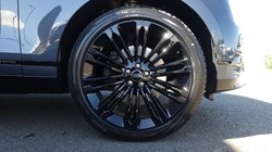 LAND ROVER RANGE ROVER VELAR 2.0 D200 MHEV Belgravia Edition 5dr Auto 5542525