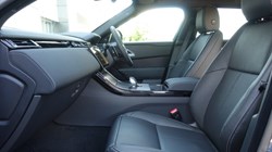 LAND ROVER RANGE ROVER VELAR 2.0 D200 MHEV Belgravia Edition 5dr Auto 5542520