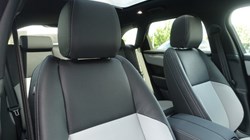 LAND ROVER RANGE ROVER VELAR 2.0 D200 MHEV Belgravia Edition 5dr Auto 5553804