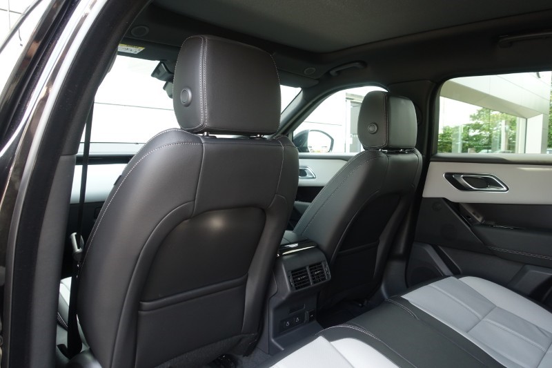  LAND ROVER RANGE ROVER VELAR 2.0 D200 MHEV Belgravia Edition 5dr Auto 5553815