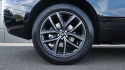 LAND ROVER RANGE ROVER VELAR 2.0 D200 MHEV Belgravia Edition 5dr Auto 5553783