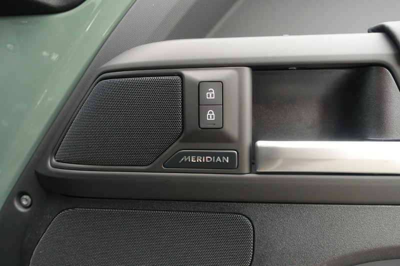  LAND ROVER DEFENDER 3.0 D350 Trophy Edition Keswick 110 5dr Auto 5524845