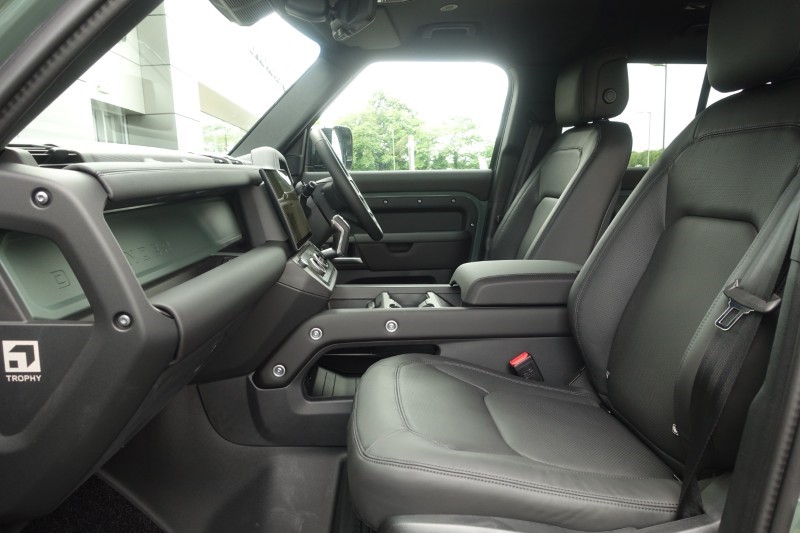  LAND ROVER DEFENDER 3.0 D350 Trophy Edition Keswick 110 5dr Auto 5524794