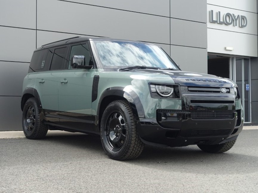 LAND ROVER DEFENDER