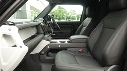 LAND ROVER COMMERCIAL DEFENDER 3.0 D250 Hard Top S Auto 5528263