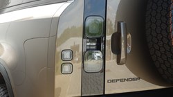 LAND ROVER COMMERCIAL DEFENDER 3.0 D250 Hard Top X-Dynamic SE Auto 5539492