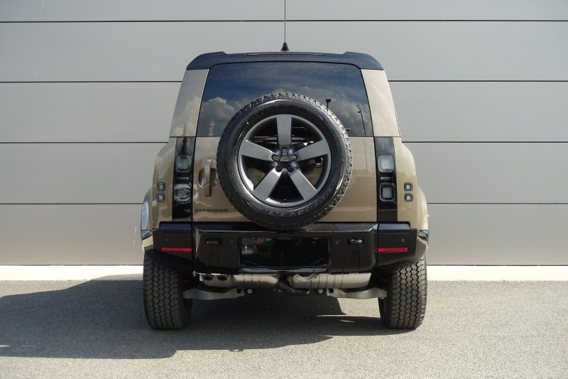  LAND ROVER COMMERCIAL DEFENDER 3.0 D250 Hard Top X-Dynamic SE Auto 5539479