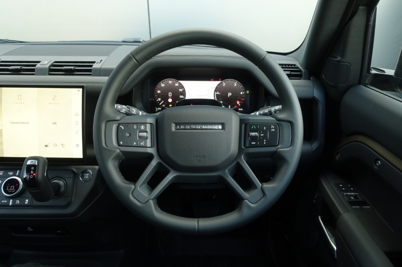  LAND ROVER COMMERCIAL DEFENDER 3.0 D250 Hard Top X-Dynamic SE Auto 5539488