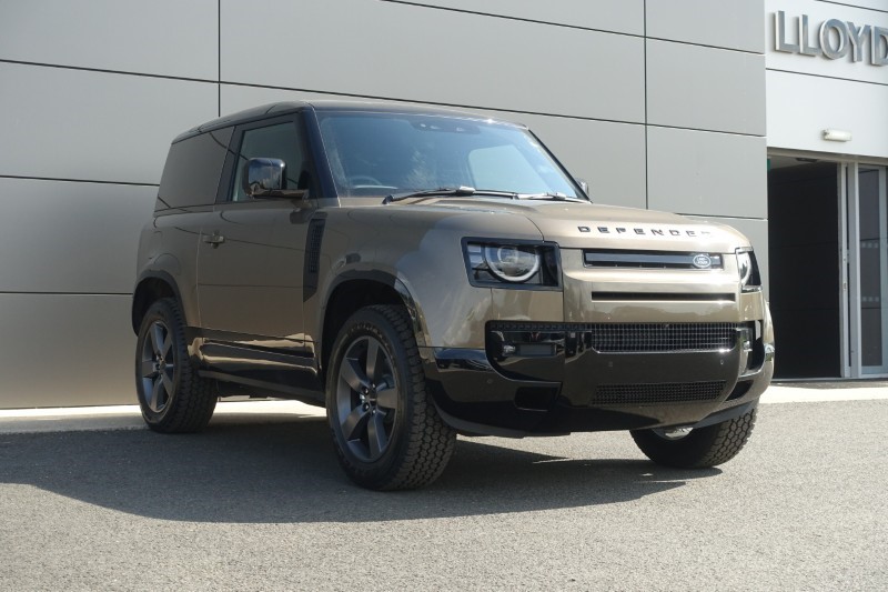 LAND ROVER COMMERCIAL DEFENDER