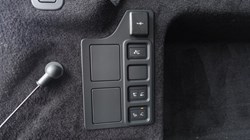 LAND ROVER COMMERCIAL DISCOVERY 3.0 D350 SE Commercial Auto 5731458