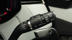LAND ROVER RANGE ROVER SPORT 3.0 D300 Dynamic SE 5dr Auto 5735403