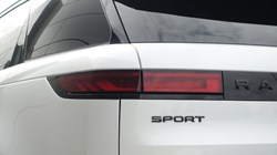 LAND ROVER RANGE ROVER SPORT 3.0 D300 Dynamic SE 5dr Auto 5735387