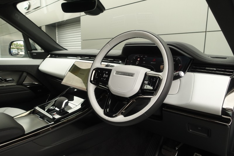  LAND ROVER RANGE ROVER SPORT 3.0 D300 Dynamic SE 5dr Auto 5735415