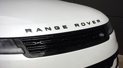 LAND ROVER RANGE ROVER SPORT 3.0 D300 Dynamic SE 5dr Auto 5735389
