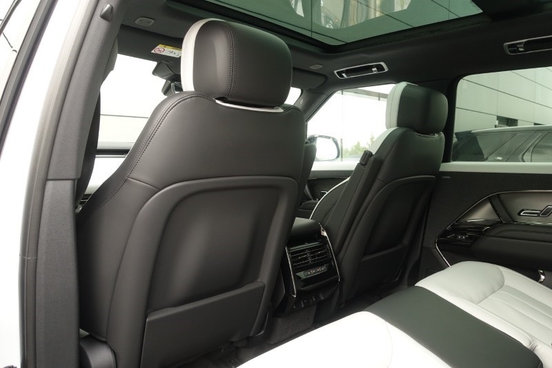  LAND ROVER RANGE ROVER SPORT 3.0 D300 Dynamic SE 5dr Auto 5735426