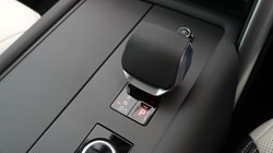 LAND ROVER DISCOVERY 3.0 D350 Metropolitan Edition 5dr Auto 5737096