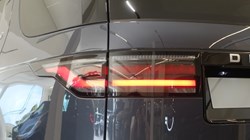 LAND ROVER DISCOVERY 3.0 D350 Metropolitan Edition 5dr Auto 5737102