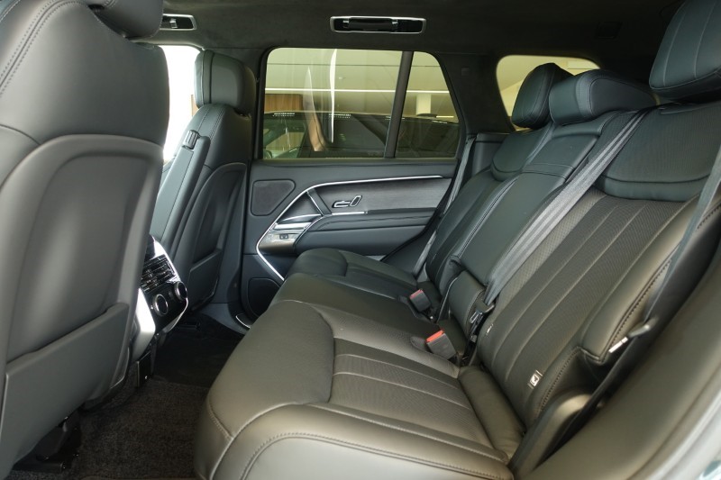  LAND ROVER RANGE ROVER 3.0 D300 Westminster Edition 4dr Auto 5791263