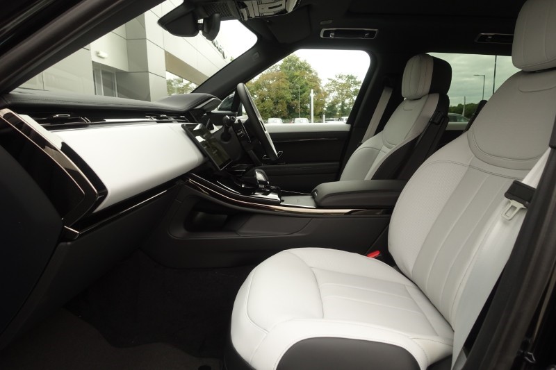  LAND ROVER RANGE ROVER SPORT 3.0 D250 Battersea Edition 5dr Auto 5751314