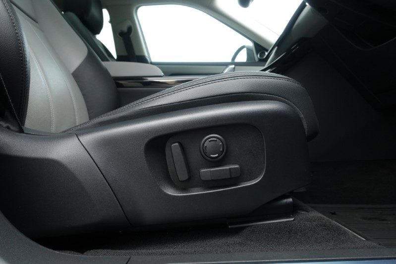 2023 (73) LAND ROVER RANGE ROVER EVOQUE 2.0 D200 Dynamic SE 5dr Auto 3598054