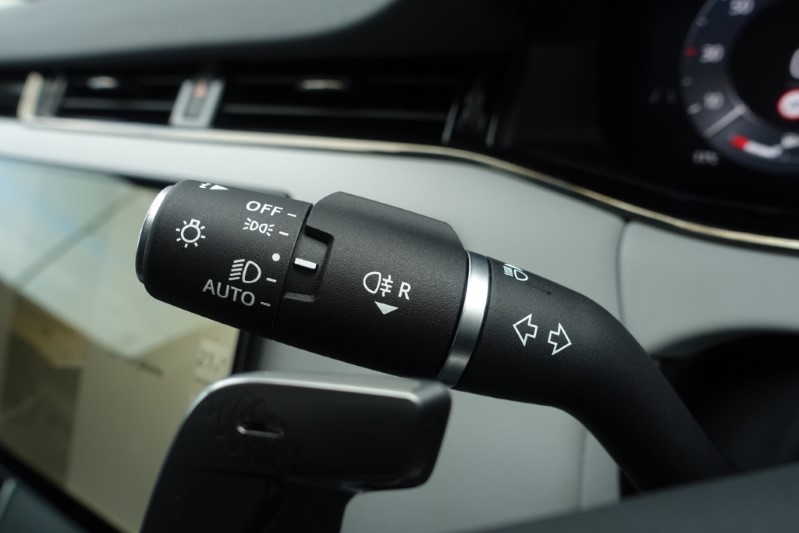 2023 (73) LAND ROVER RANGE ROVER EVOQUE 2.0 D200 Dynamic SE 5dr Auto 3598042