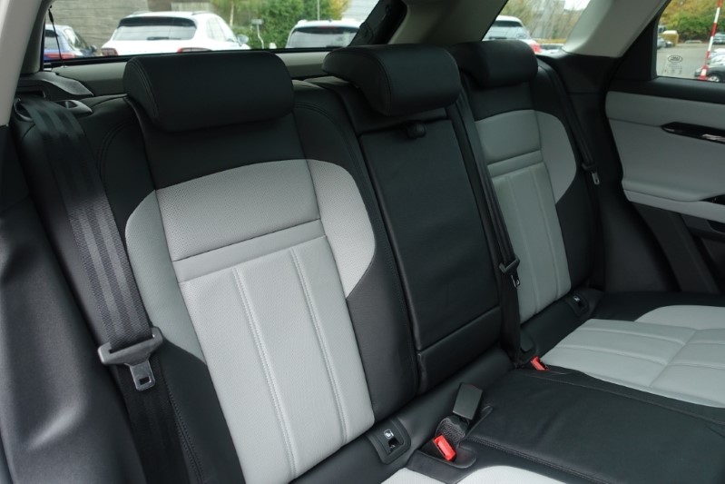 2023 (73) LAND ROVER RANGE ROVER EVOQUE 2.0 D200 Dynamic SE 5dr Auto 3598061