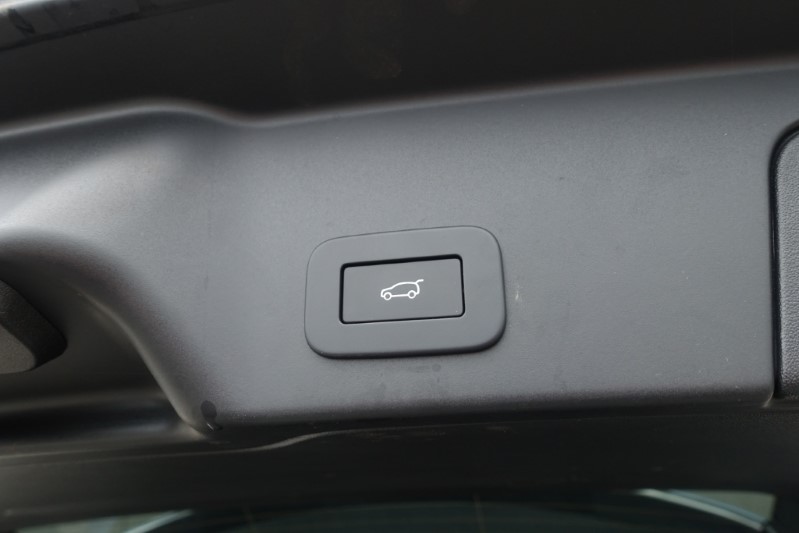 2023 (73) LAND ROVER RANGE ROVER EVOQUE 2.0 D200 Dynamic SE 5dr Auto 3598065