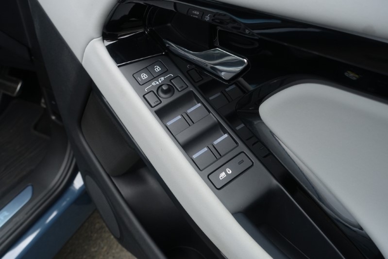 2023 (73) LAND ROVER RANGE ROVER EVOQUE 2.0 D200 Dynamic SE 5dr Auto 3598057