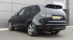 2022 (22) LAND ROVER DISCOVERY 3.0 D300 R-Dynamic HSE 5dr Auto 1
