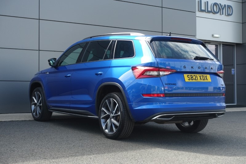 2021 (21) SKODA KODIAQ 2.0 TDI 200 Sport Line 4x4 5dr DSG [7 Seat] 3335147