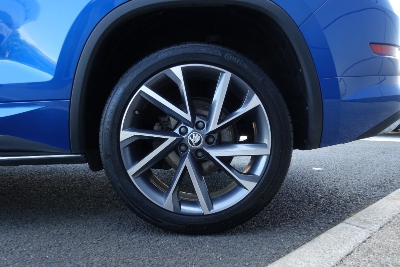 2021 (21) SKODA KODIAQ 2.0 TDI 200 Sport Line 4x4 5dr DSG [7 Seat] 3335199