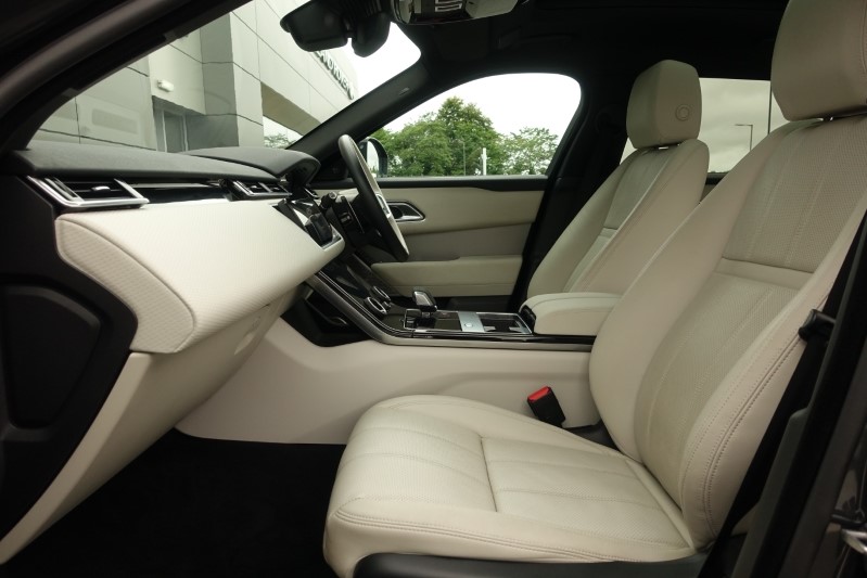 2023 (23) LAND ROVER RANGE ROVER VELAR 2.0 D200 Edition 5dr Auto 3391415