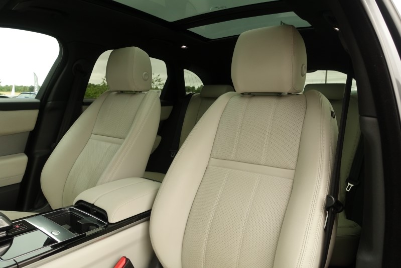 2023 (23) LAND ROVER RANGE ROVER VELAR 2.0 D200 Edition 5dr Auto 3391455