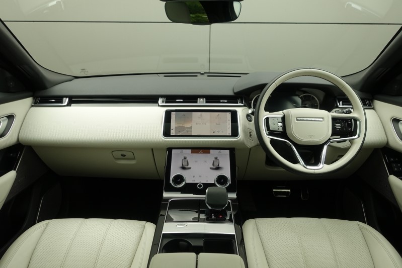 2023 (23) LAND ROVER RANGE ROVER VELAR 2.0 D200 Edition 5dr Auto 3391421