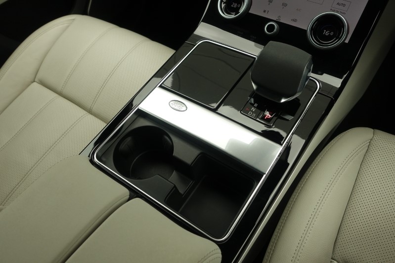 2023 (23) LAND ROVER RANGE ROVER VELAR 2.0 D200 Edition 5dr Auto 3391436