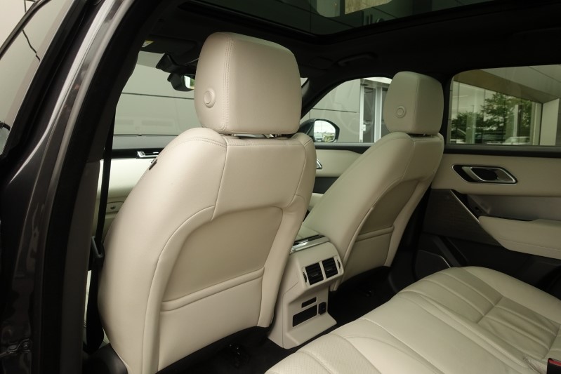 2023 (23) LAND ROVER RANGE ROVER VELAR 2.0 D200 Edition 5dr Auto 3391451