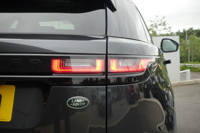 2023 (23) LAND ROVER RANGE ROVER VELAR 2.0 D200 Edition 5dr Auto 3391464