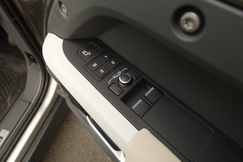 2022 (22) LAND ROVER DEFENDER 3.0 P400 XS Edition 90 3dr Auto [6 Seat] 3436239