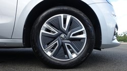 2023 (23) SKODA FABIA 1.0 TSI 110 SE L 5dr 3397650