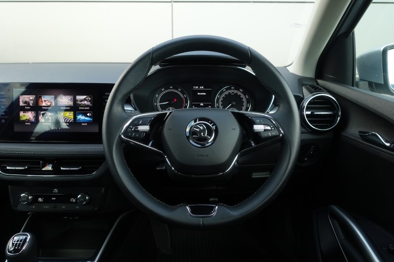 2023 (23) SKODA FABIA 1.0 TSI 110 SE L 5dr 3397652