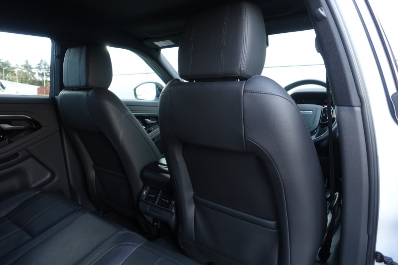 2020 (20) LAND ROVER RANGE ROVER EVOQUE 2.0 D150 R-Dynamic S 5dr Auto 3440049