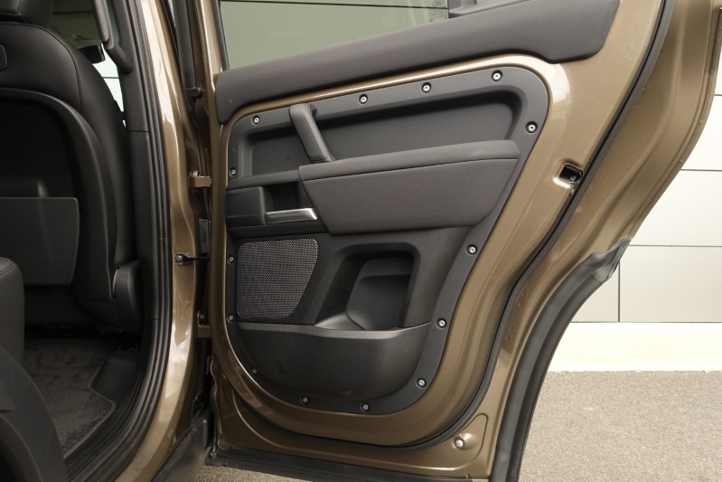 2022 (71) LAND ROVER DEFENDER 3.0 D250 S 110 5dr Auto 3427388