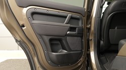 2022 (71) LAND ROVER DEFENDER 3.0 D250 S 110 5dr Auto 3427394