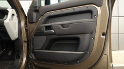 2022 (71) LAND ROVER DEFENDER 3.0 D250 S 110 5dr Auto 3427386