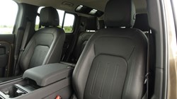 2022 (71) LAND ROVER DEFENDER 3.0 D250 S 110 5dr Auto 3427399